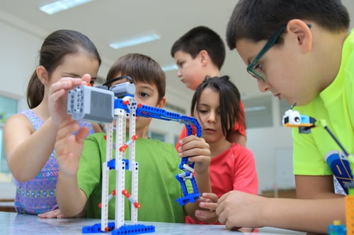 How Engineering Helps Kids Learn | STEM for Kids Dubai